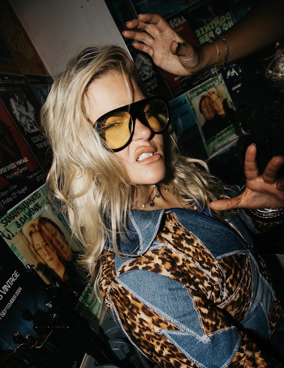 WAIVES x REIGNS – Closer Than Your Shadow