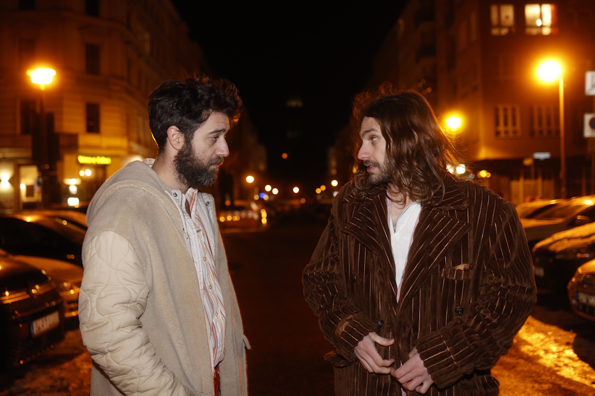 Adar Alfandari & The Running Ducks – I Might Be Going Insane