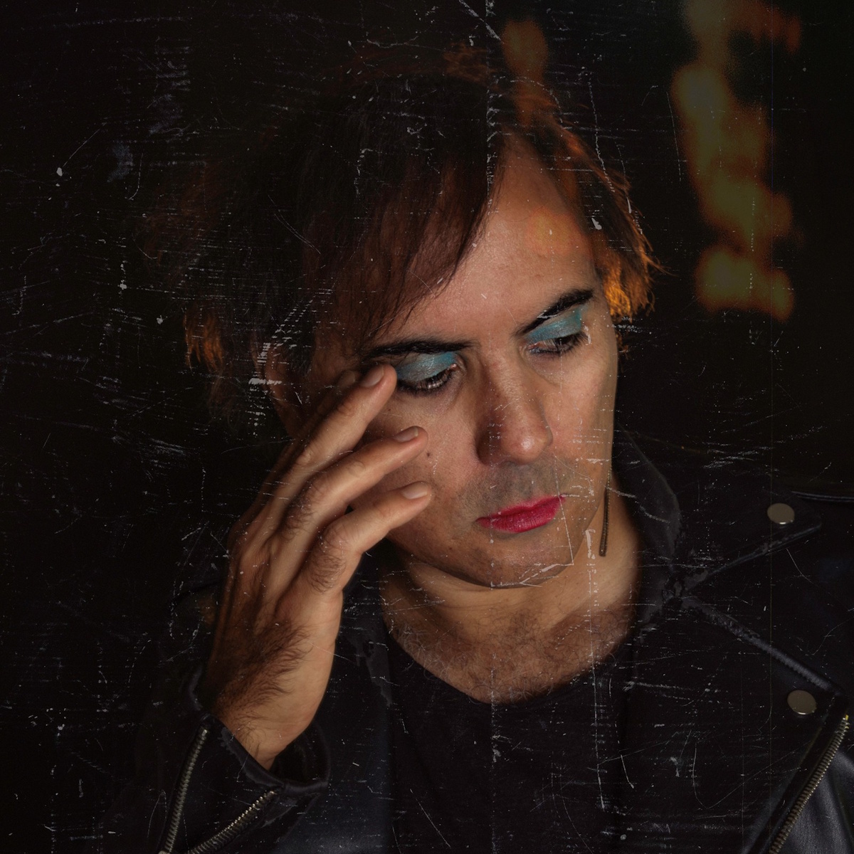 Fernando’s Eyes – Room On Fire